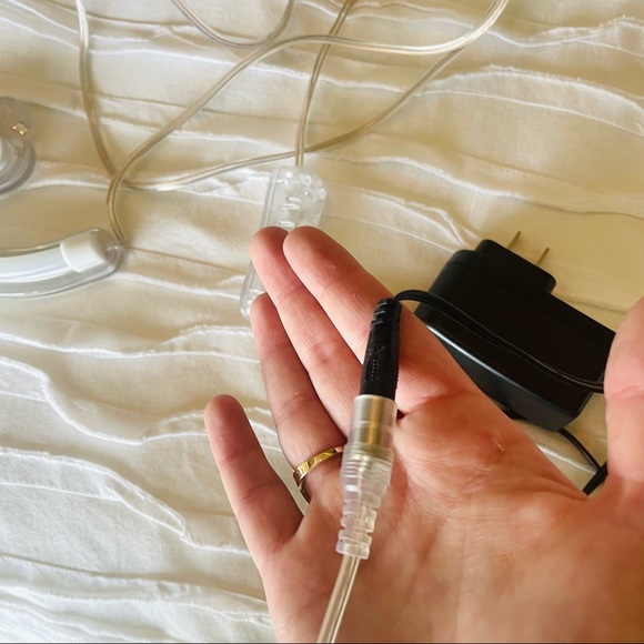 Urban Outfitters Love Neon Light - Picture 9 of 9